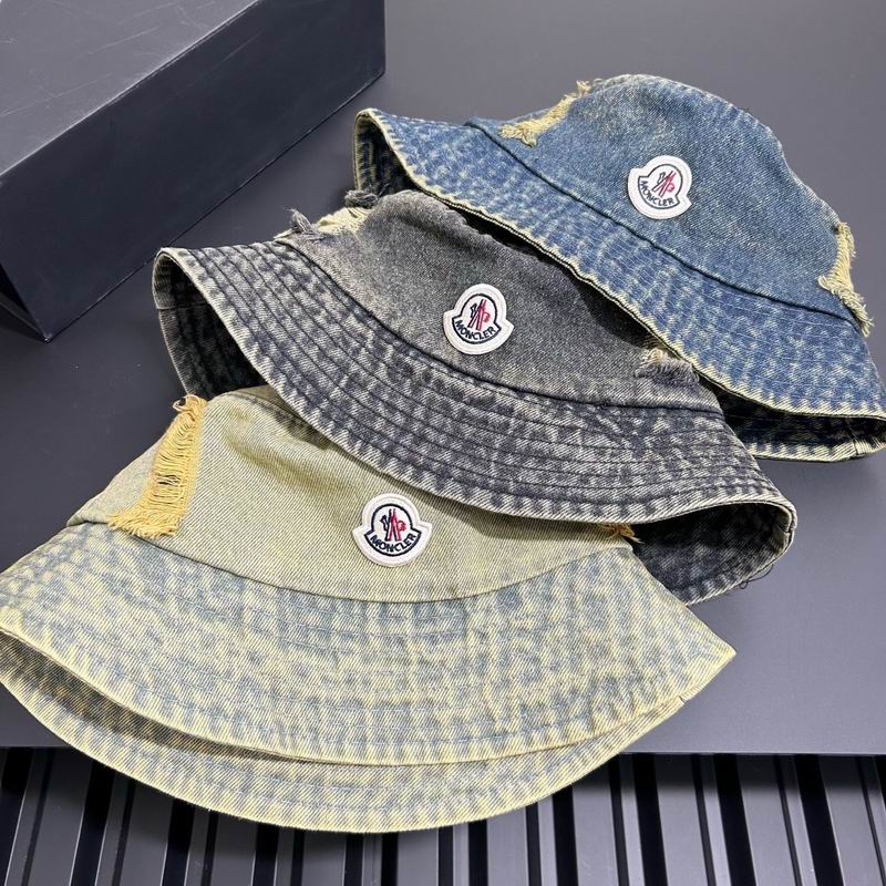 Moncler hat dx01